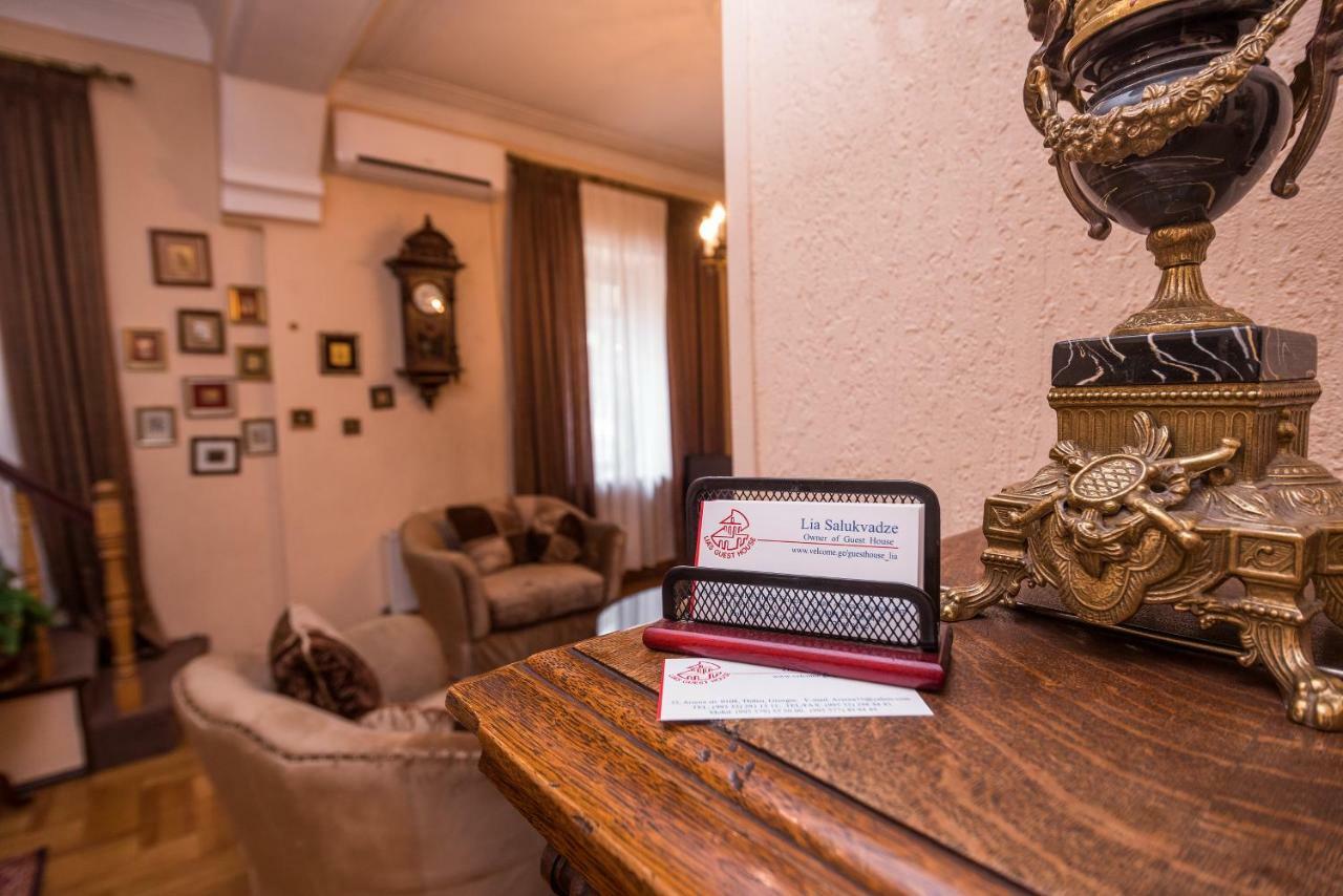 Lia'S Guest House Tbilisi Bagian luar foto